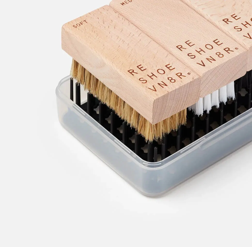 EXECUTIVE SHOE CLEANING KIT